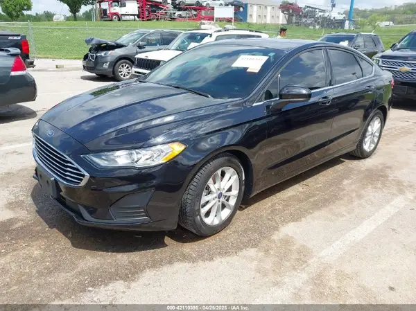 3FA6P0HD8LR256216 2020 FORD FUSION - Image 2