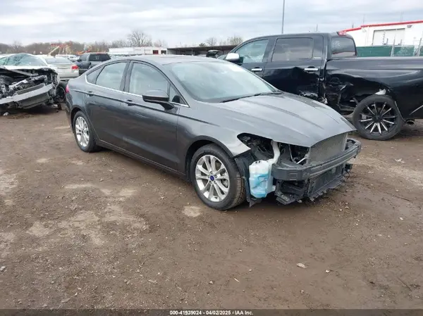 3FA6P0HD8LR257138 2020 FORD FUSION - Image 1