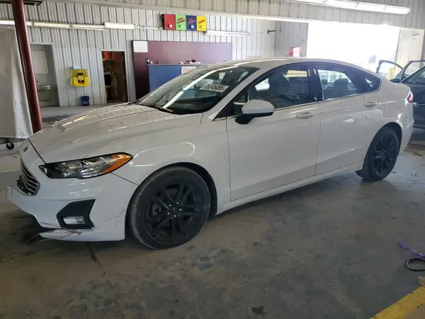 3FA6P0HD8LR260203 2020 FORD FUSION - Image 1