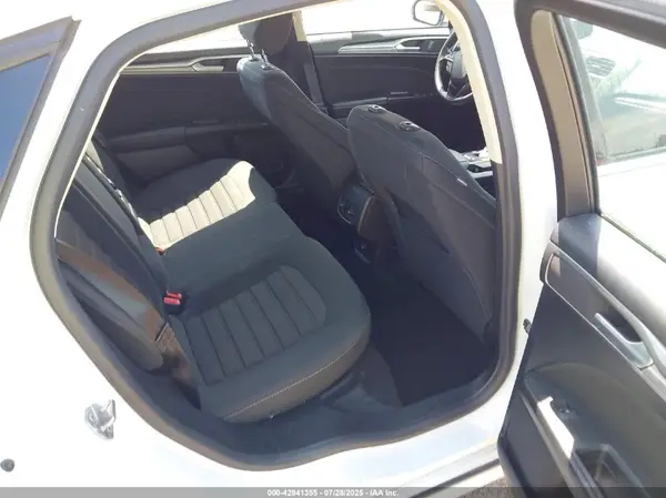 3FA6P0HD8LR262503 2020 FORD FUSION - Image 8