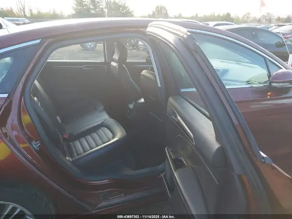 3FA6P0HD9GR112647 2016 FORD FUSION - Image 8