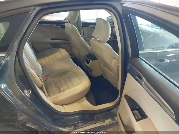 3FA6P0HD9GR126113 2016 FORD FUSION - Image 8