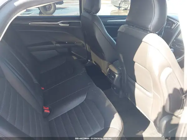 3FA6P0HD9GR165087 2016 FORD FUSION - Image 8