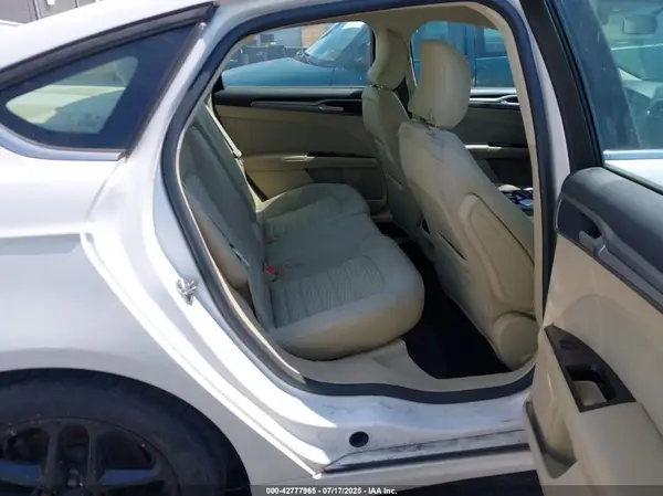 3FA6P0HD9GR259860 2016 FORD FUSION - Image 8