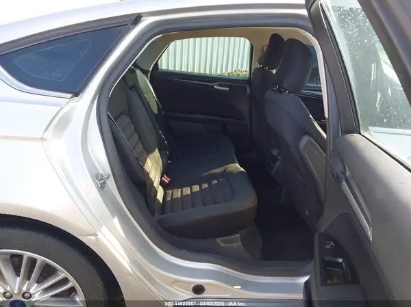 3FA6P0HD9GR273998 2016 FORD FUSION - Image 8