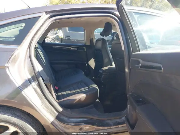 3FA6P0HD9GR380596 2016 FORD FUSION - Image 8