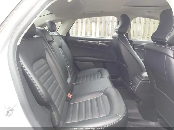 3FA6P0HD9HR102573 2017 FORD FUSION - Image 8