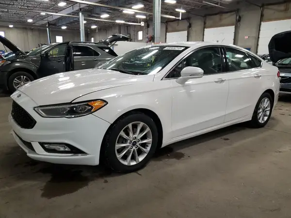 3FA6P0HD9HR105327 2017 FORD FUSION - Image 1