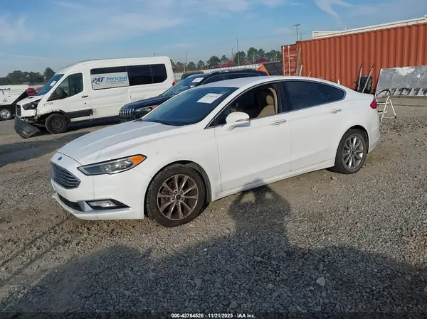 3FA6P0HD9HR126825 2017 FORD FUSION - Image 2