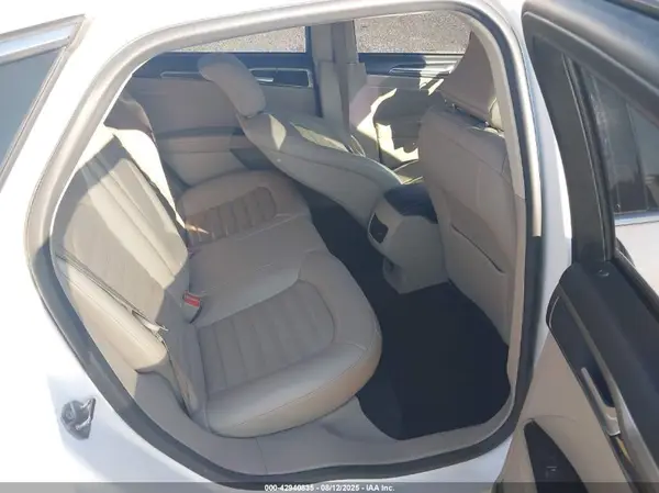 3FA6P0HD9HR126842 2017 FORD FUSION - Image 8