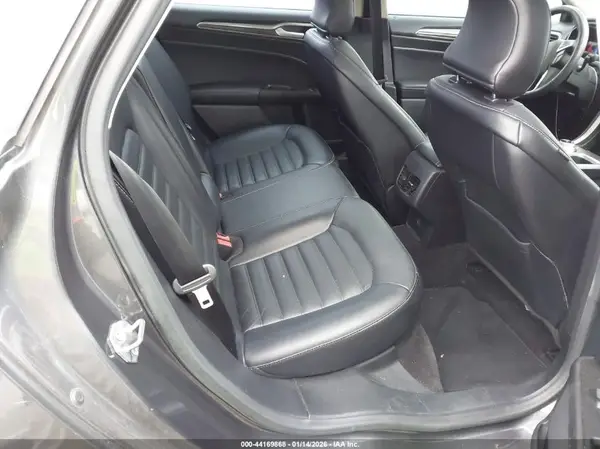 3FA6P0HD9HR138926 2017 FORD FUSION - Image 8