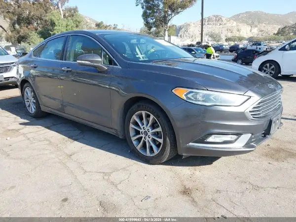 3FA6P0HD9HR150686 2017 FORD FUSION - Image 1