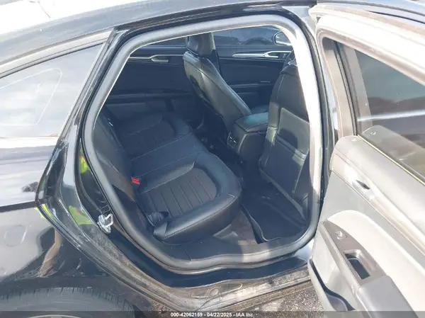 3FA6P0HD9HR157122 2017 FORD FUSION - Image 8