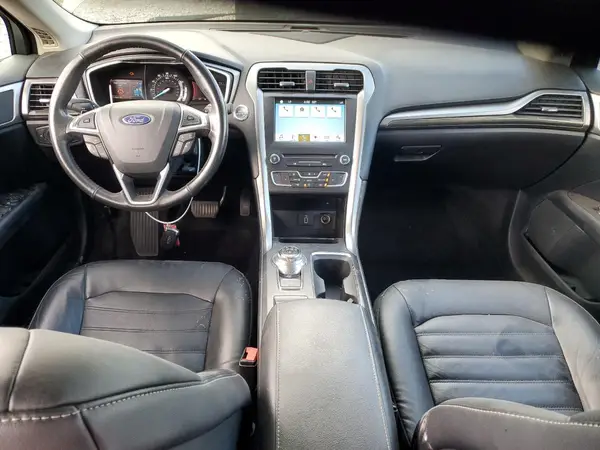 3FA6P0HD9HR160585 2017 FORD FUSION - Image 8
