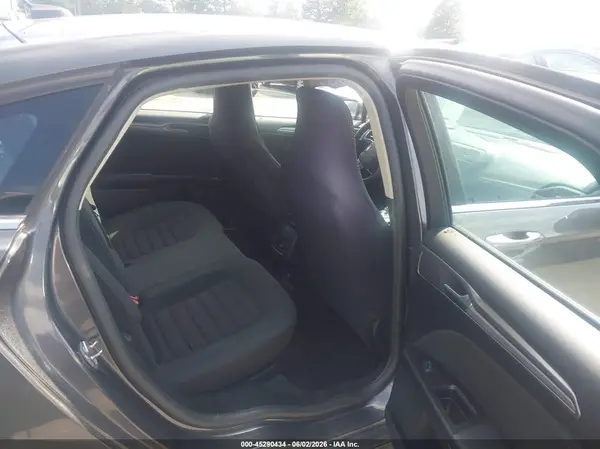 3FA6P0HD9HR165558 2017 FORD FUSION - Image 8