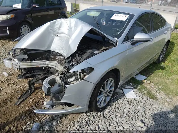 3FA6P0HD9HR165673 2017 FORD FUSION - Image 2