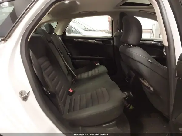 3FA6P0HD9HR167214 2017 FORD FUSION - Image 8