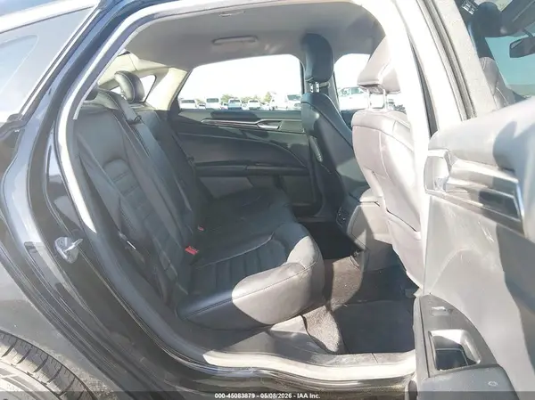 3FA6P0HD9HR177984 2017 FORD FUSION - Image 8