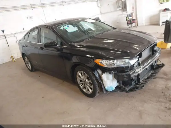 3FA6P0HD9HR179654 2017 FORD FUSION - Image 1