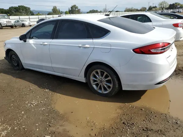 3FA6P0HD9HR180285 2017 FORD FUSION - Image 2