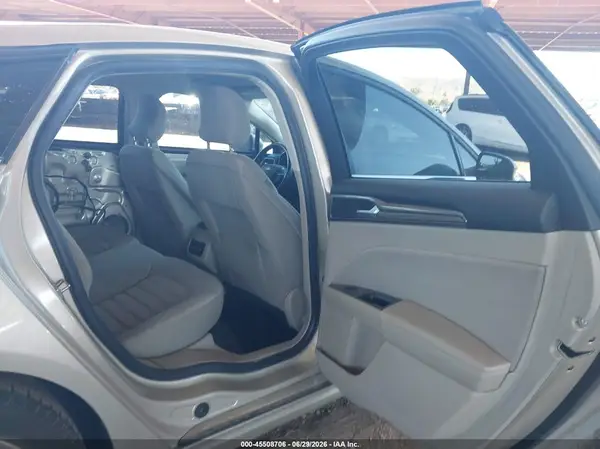 3FA6P0HD9HR180366 2017 FORD FUSION - Image 8