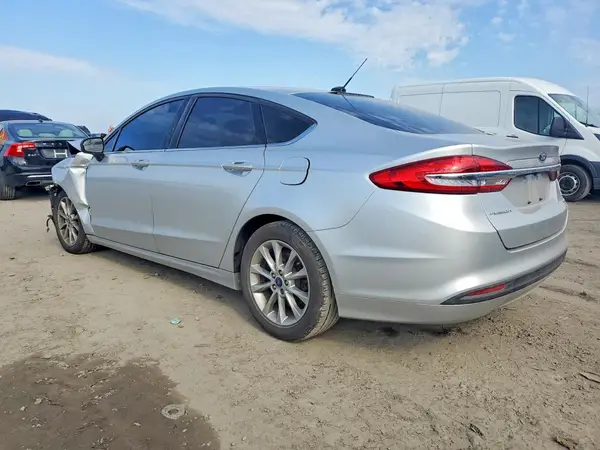 3FA6P0HD9HR183588 2017 FORD FUSION - Image 2