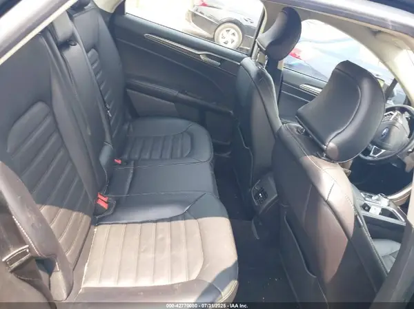 3FA6P0HD9HR186085 2017 FORD FUSION - Image 8