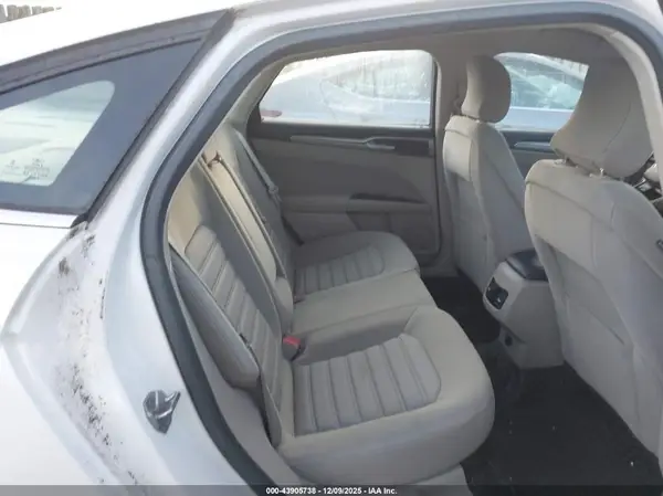 3FA6P0HD9HR189374 2017 FORD FUSION - Image 8