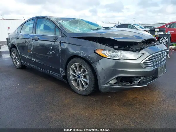 3FA6P0HD9HR190427 2017 FORD FUSION - Image 1