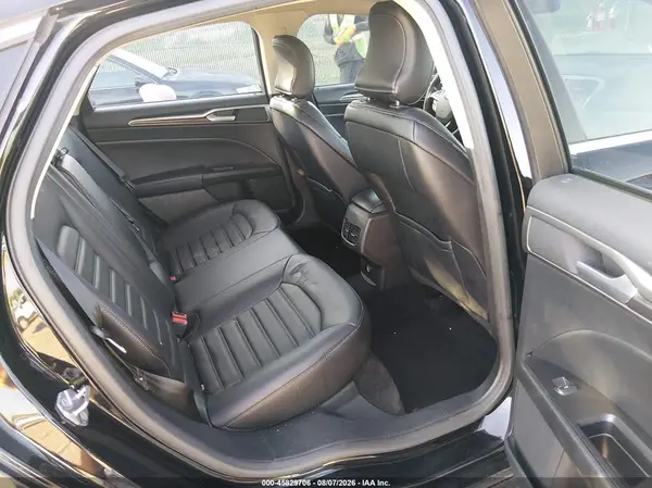 3FA6P0HD9HR211163 2017 FORD FUSION - Image 8