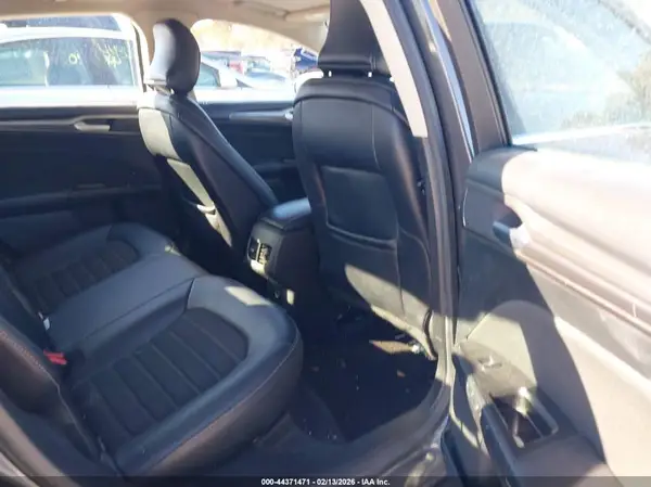3FA6P0HD9HR225645 2017 FORD FUSION - Image 8