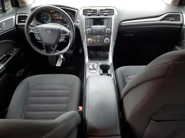 3FA6P0HD9HR240615 2017 FORD FUSION - Image 8