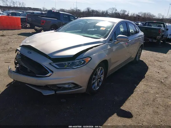 3FA6P0HD9HR241358 2017 FORD FUSION - Image 2