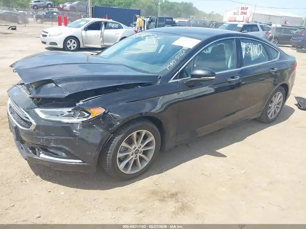 3FA6P0HD9HR245300 2017 FORD FUSION - Image 2