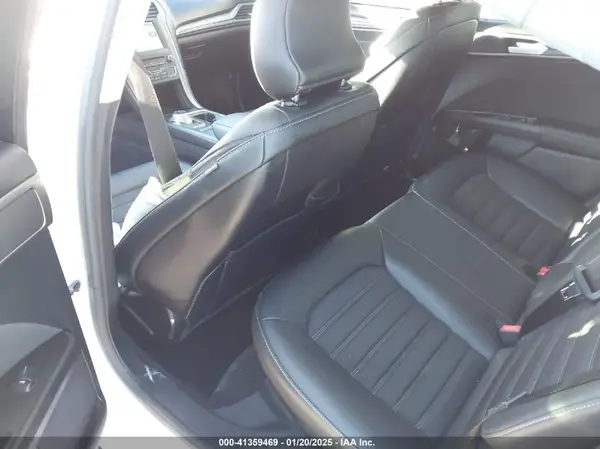 3FA6P0HD9HR256832 2017 FORD FUSION - Image 8