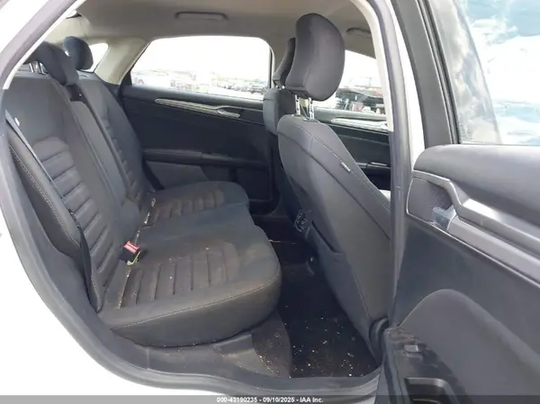 3FA6P0HD9HR269886 2017 FORD FUSION - Image 8