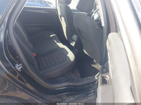 3FA6P0HD9HR270780 2017 FORD FUSION - Image 8