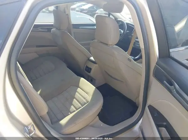 3FA6P0HD9HR273596 2017 FORD FUSION - Image 8