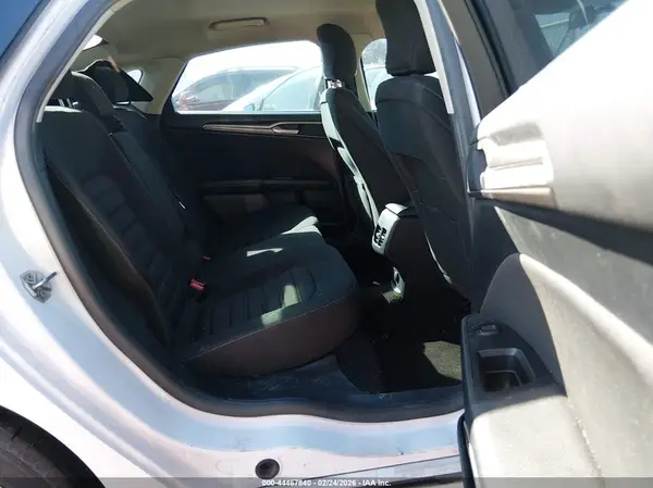 3FA6P0HD9HR273629 2017 FORD FUSION - Image 8