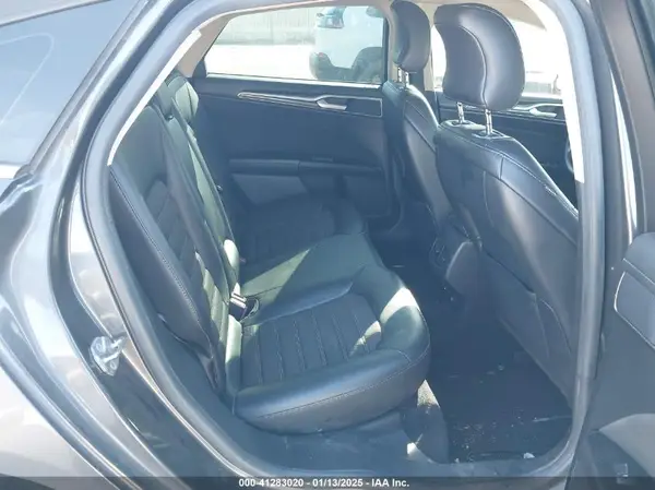 3FA6P0HD9HR274019 2017 FORD FUSION - Image 8