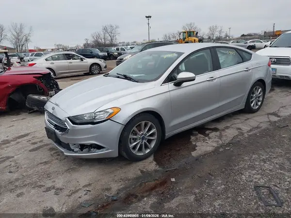 3FA6P0HD9HR275462 2017 FORD FUSION - Image 2