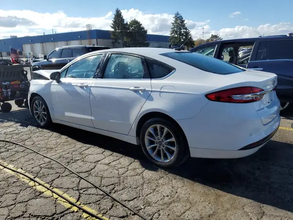 3FA6P0HD9HR310100 2017 FORD FUSION - Image 2