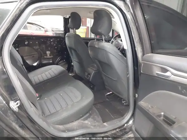 3FA6P0HD9HR311487 2017 FORD FUSION - Image 8