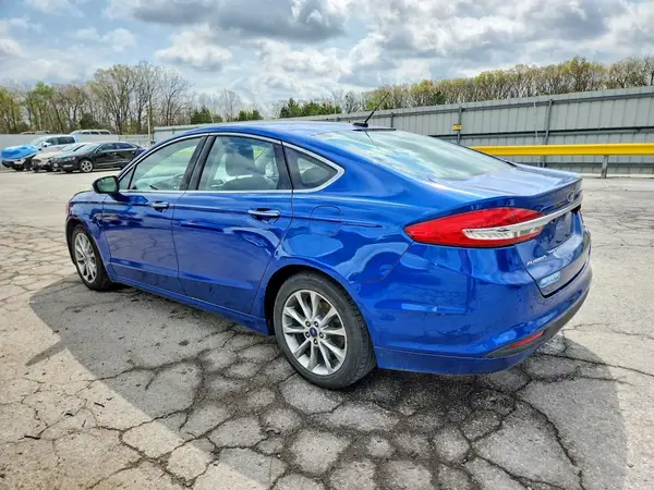 3FA6P0HD9HR317046 2017 FORD FUSION - Image 2