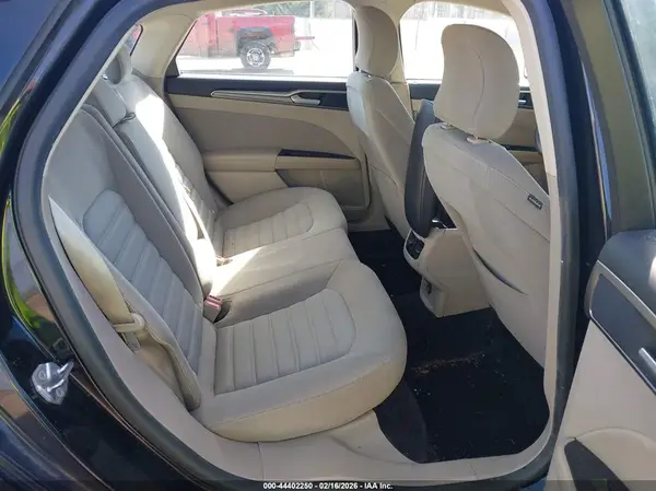 3FA6P0HD9HR320772 2017 FORD FUSION - Image 8