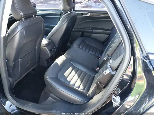 3FA6P0HD9HR365761 2017 FORD FUSION - Image 8