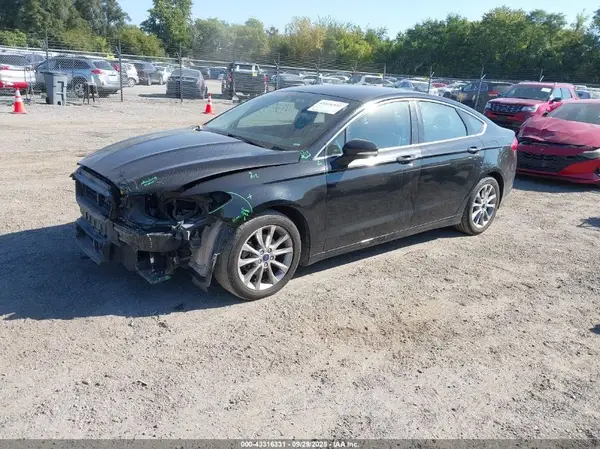 3FA6P0HD9HR378686 2017 FORD FUSION - Image 2