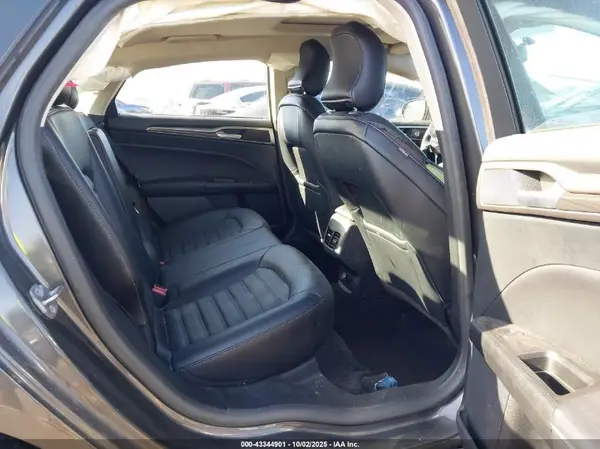 3FA6P0HD9HR391115 2017 FORD FUSION - Image 8