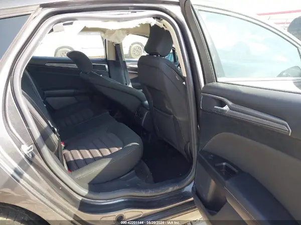 3FA6P0HD9HR391891 2017 FORD FUSION - Image 8