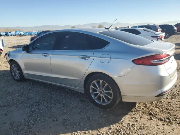 3FA6P0HD9HR399487 2017 FORD FUSION - Image 2
